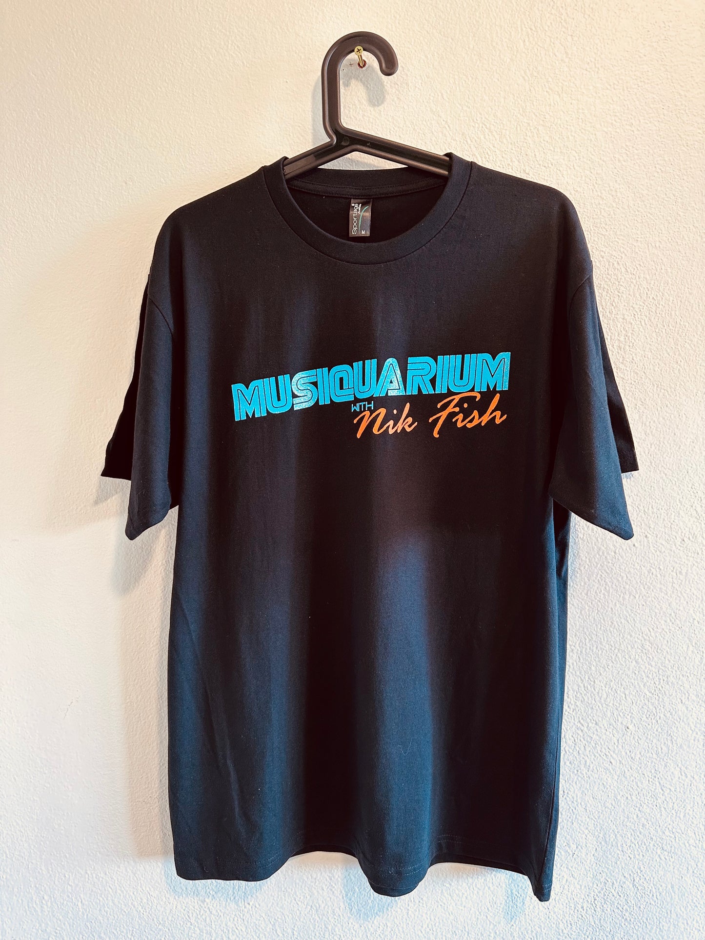 MUSIQUARIUM WITH NIK FISH ‘ORIGINAL CLASSIC’ T-SHIRT (MENS)